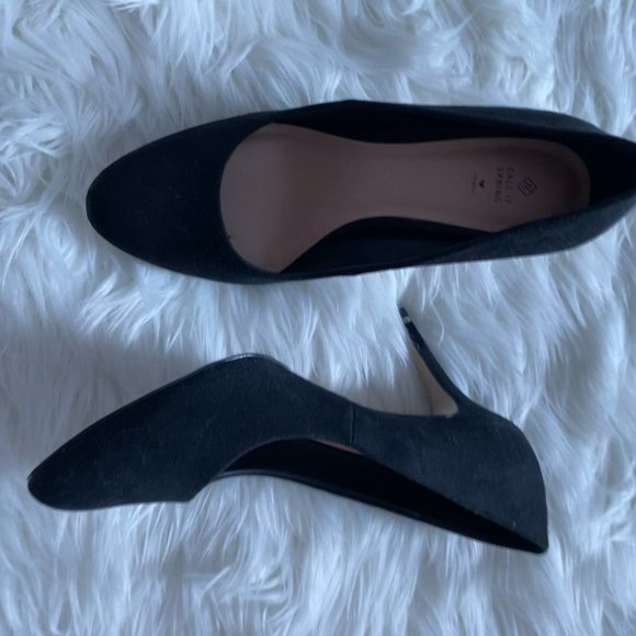 Black Spring heels - Picture 3 of 5